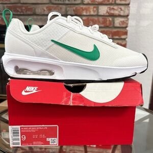 Women’s Nike Air Max Interlock (INTRLK) Sneakers White Stadium Green DX3705-102